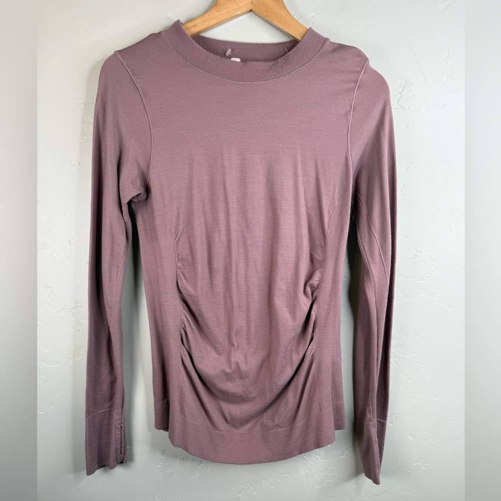 Athleta Foresthill Ascent Seamless Top Long Sleeve Merino Wool Size Medium - Picture 4 of 10